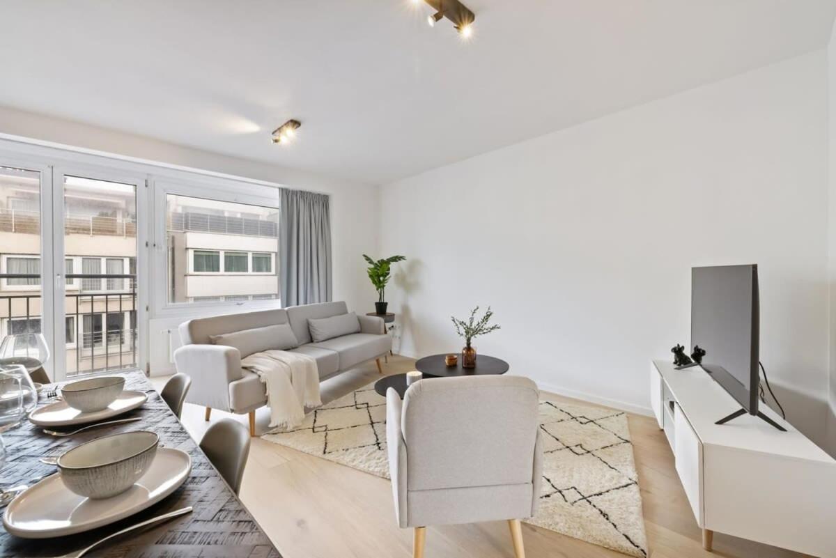 Huswell - Renovated Apartment In The Heart Of Остенде Екстериор снимка