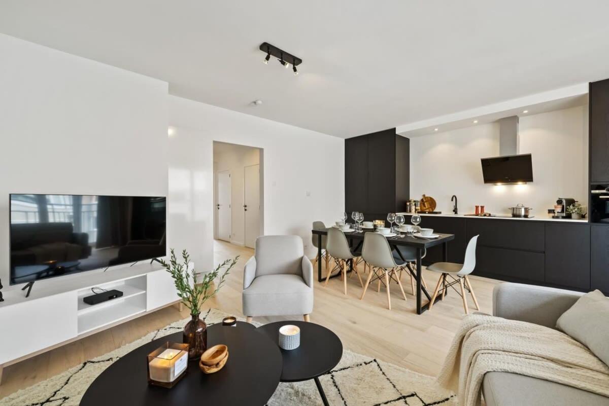 Huswell - Renovated Apartment In The Heart Of Остенде Екстериор снимка